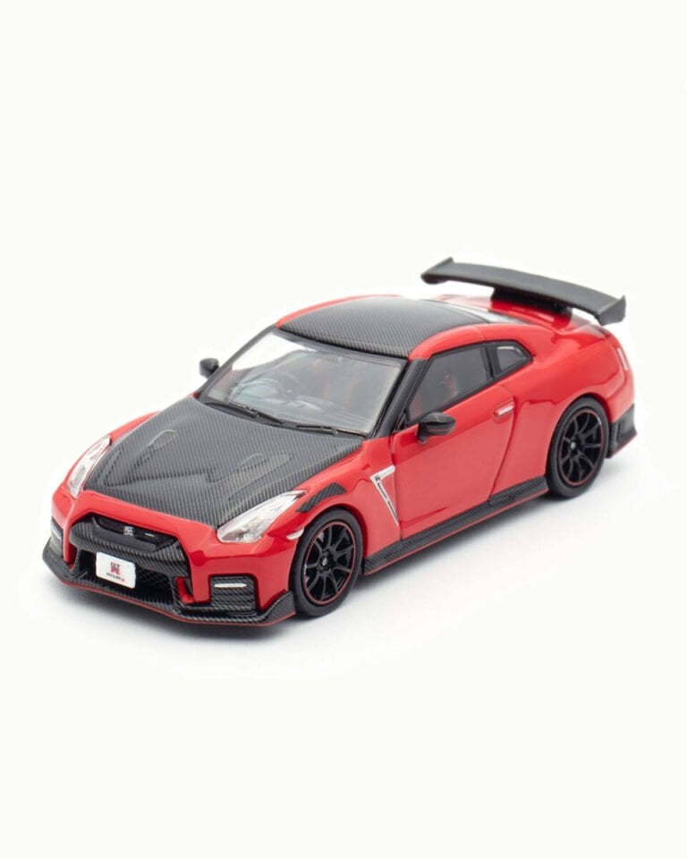 Inno 1/64 Nissan GT-R (R35) NISMO Red IN64-R35N-RED