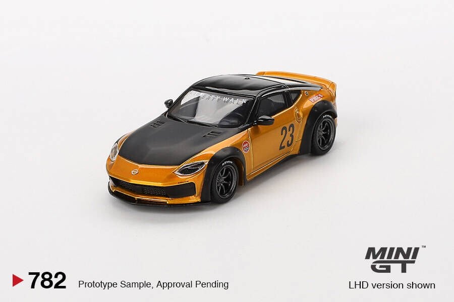 (ÖN SATIŞ) Mini GT 1/64 Nissan Z LB NATION WORKS LB Gold MGT00782